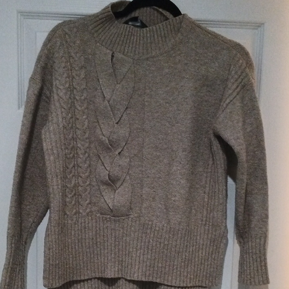 Simply Vera Vera Wang Taupe Cable Knit Sweater